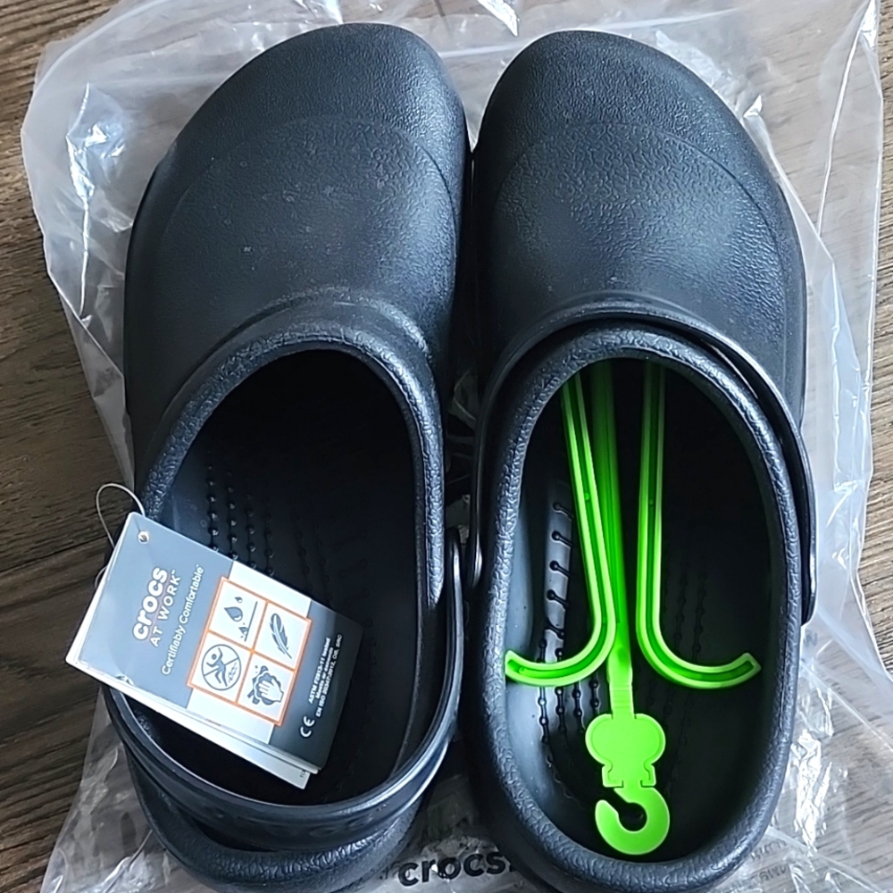 CROcs Bistro